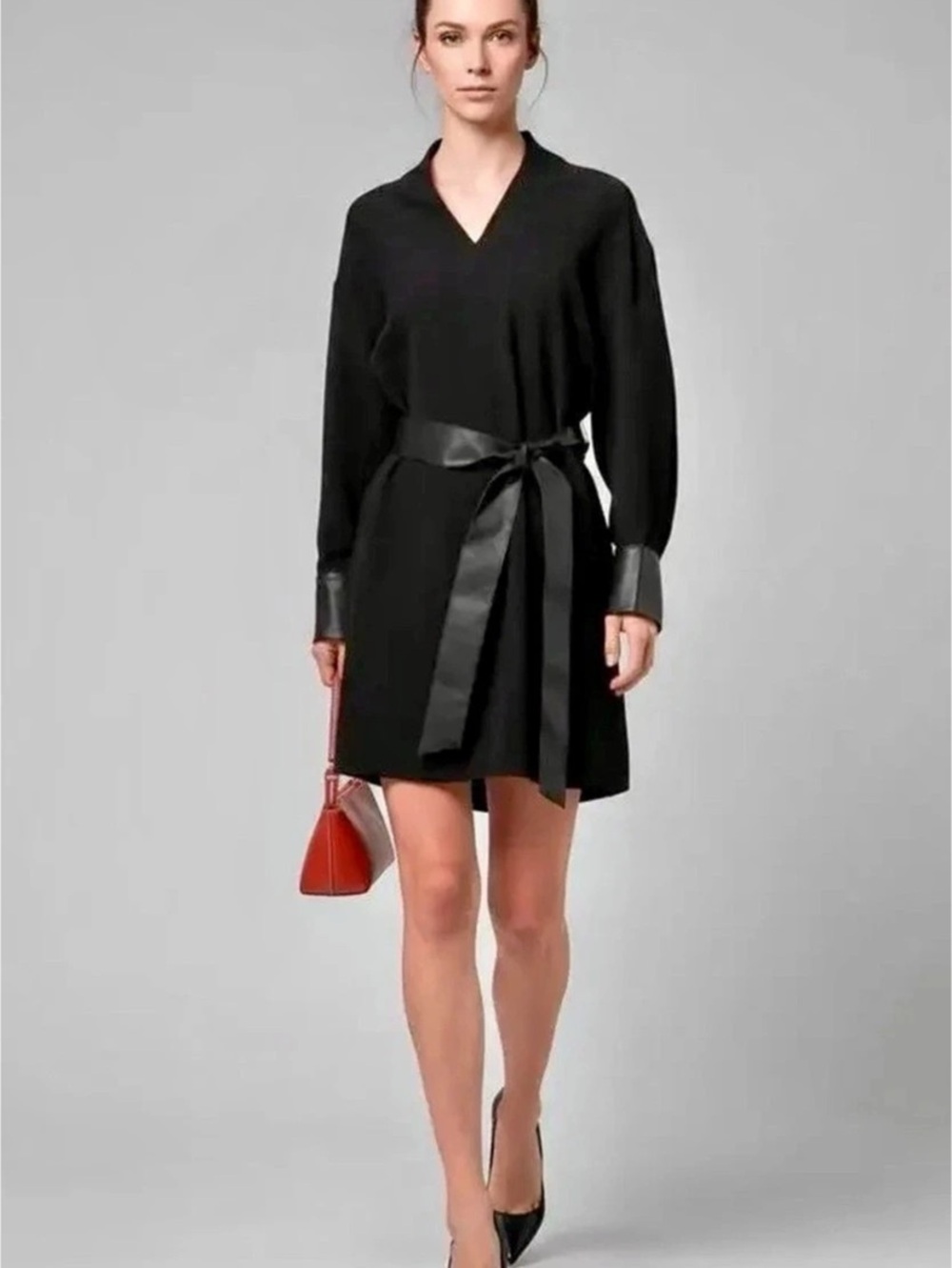 Vince Black V-Neck Belted Dress Contrast Cuffs Size M